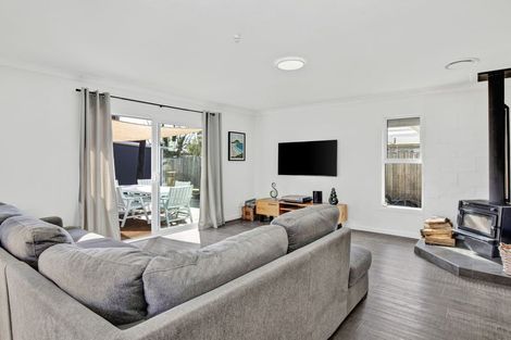 Photo of property in 221 Matai Road, Raumati Beach, Paraparaumu, 5032