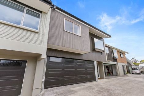 Photo of property in 3/31 The Parade, Bucklands Beach, Auckland, 2012