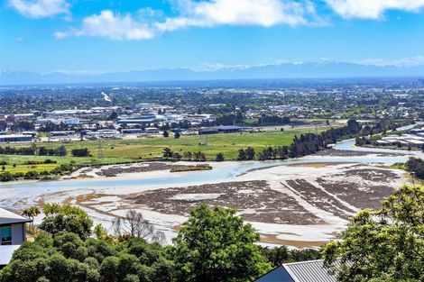 Photo of property in 97 Cannon Hill Crescent, Mount Pleasant, Christchurch, 8081