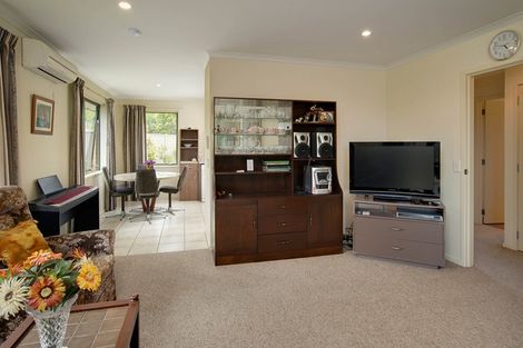 Photo of property in 21 Woodstock Place, Stoke, Nelson, 7011