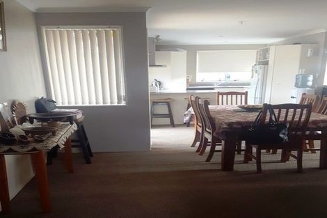 Photo of property in 8a Lloyd Drive, Nawton, Hamilton, 3200