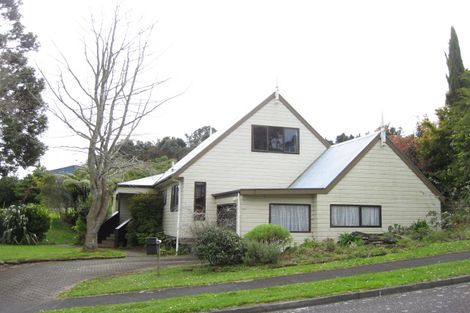 Photo of property in 3 Lombardy Place, Whalers Gate, New Plymouth, 4310
