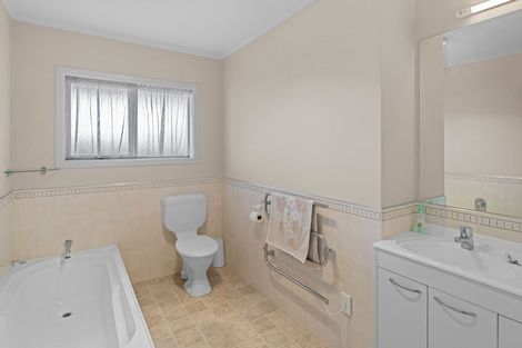 Photo of property in 14a Rugby Street, Levin, 5510