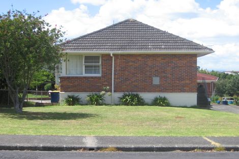 Photo of property in 1/8 Fowler Street, Northcote, Auckland, 0627