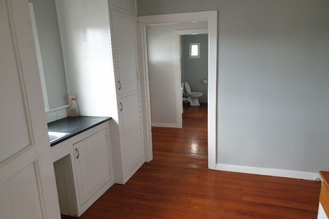 Photo of property in 126 Titirangi Road, New Lynn, Auckland, 0600