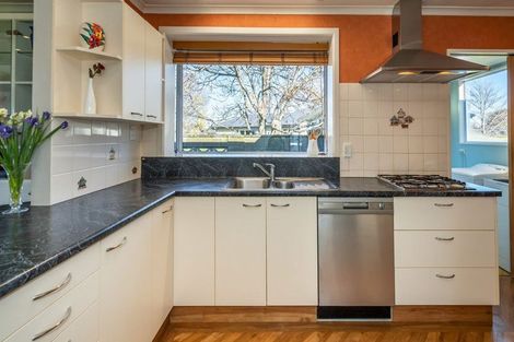 Photo of property in 2/16 Oldham Crescent, Halswell, Christchurch, 8025