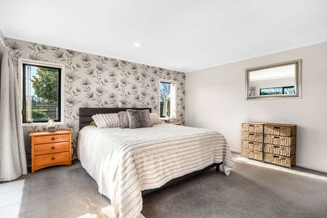 Photo of property in 5 Carroll Place, Owhata, Rotorua, 3010