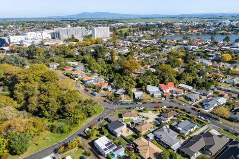Photo of property in 11 Park Terrace, Hamilton Central, Hamilton, 3204