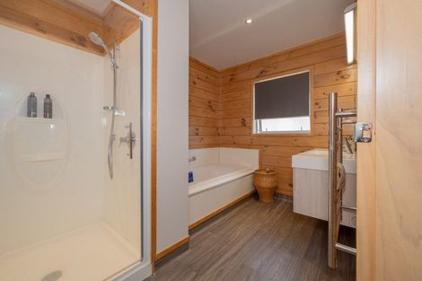 Photo of property in 14 Robin Azariah Place, Te Kuiti, 3910