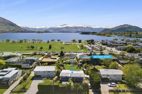 Photo of property in 93 Upton Street, Wanaka, 9305