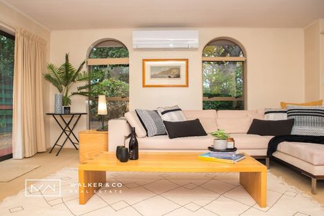 Photo of property in 4b Blundell Way, Heretaunga, Upper Hutt, 5018