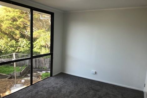Photo of property in 30 Devonshire Road, Unsworth Heights, Auckland, 0632