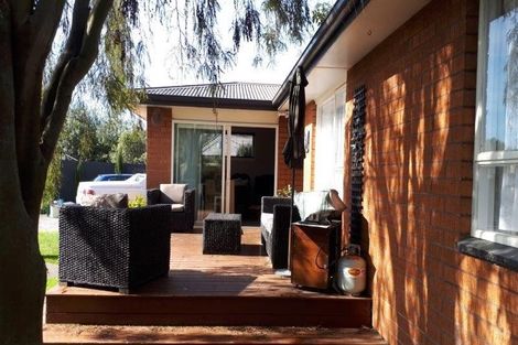 Photo of property in 8 Lomond Place, Woolston, Christchurch, 8062