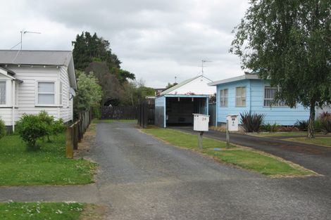 Photo of property in 1/28 Waiari Road, Conifer Grove, Takanini, 2112