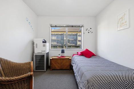 Photo of property in 8 Waterside Drive, Pyes Pa, Tauranga, 3112