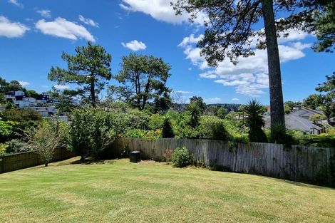 Photo of property in 17 Bushglen Court, Browns Bay, Auckland, 0630