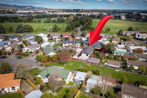 Photo of property in 22 Mckellar Place, Hornby, Christchurch, 8042