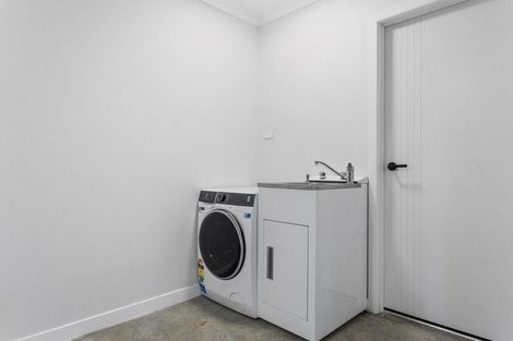 Photo of property in 35 Shaw Road, Coastlands, Whakatane, 3120