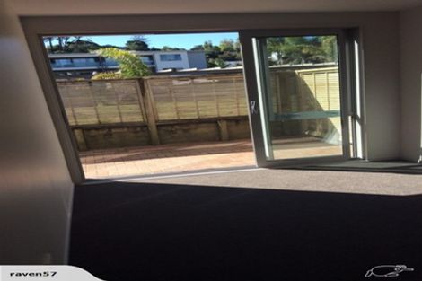 Photo of property in Bay Palms Apartments, 8/30b Bute Road, Browns Bay, Auckland, 0630