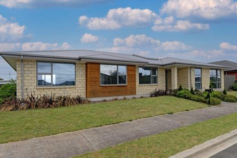 Photo of property in 3 Tommy Street, Pegasus, 7612