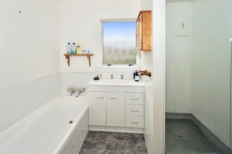 Photo of property in 14 Galway Place, Te Puke, 3119