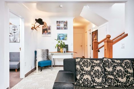 Photo of property in 5 Coulston Place, Riverdale, Gisborne, 4010