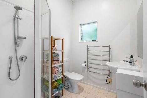 Photo of property in 4g/20 Ian Marwick Place, Birkenhead, Auckland, 0626