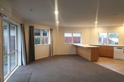 Photo of property in 11 Wisteria Place, Parklands, Christchurch, 8083