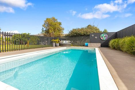 Photo of property in 29 Rosberg Place, Mount Maunganui, 3116