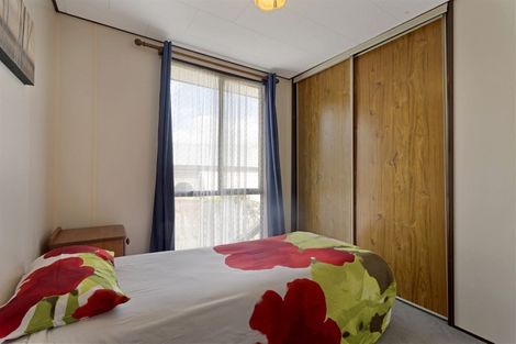 Photo of property in 34a Riserra Drive, Ranui, Auckland, 0612