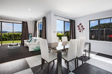 Photo of property in 1 Nelson Avenue, Aotea, Porirua, 5024