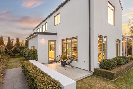 Photo of property in 154a Hamilton Avenue, Ilam, Christchurch, 8041