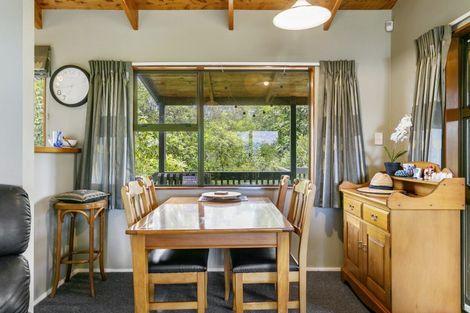 Photo of property in 17 Pikikotuku Place, Kuratau, Turangi, 3381