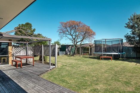Photo of property in 128 Evans Road, Papamoa Beach, Papamoa, 3118