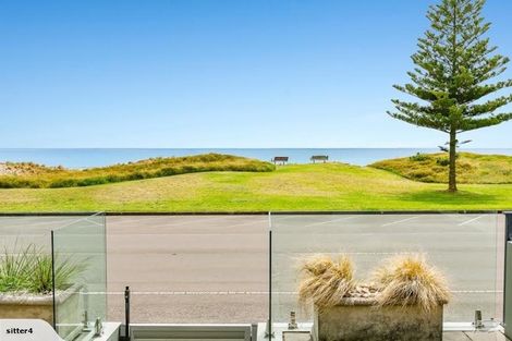Photo of property in 204 Marine Parade, Mount Maunganui, 3116
