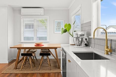 Photo of property in 53 Wycliffe Street, Onekawa, Napier, 4110