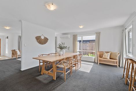 Photo of property in 11 Bowenvale Avenue, Cashmere, Christchurch, 8022