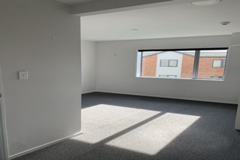 Photo of property in 60 Niu Lane, Te Atatu South, Auckland, 0610