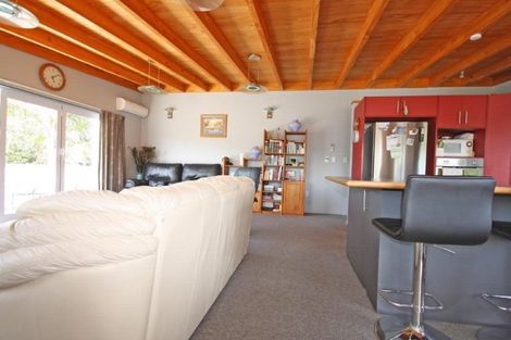 Photo of property in 23 Marlin Place, Whiritoa, Whangamata, 3691