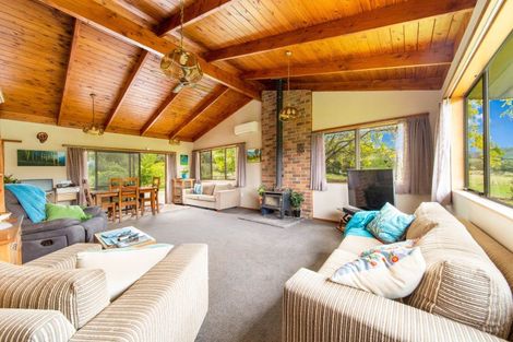 Photo of property in 410 Paradise Road, Tangiteroria, 0381