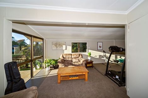 Photo of property in 57 Kaipikari Road, Urenui, 4375