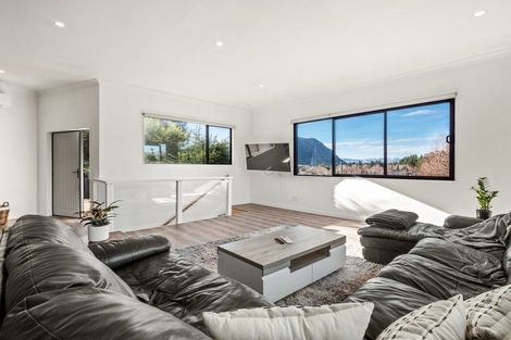 Photo of property in 86 Hedditch Street, Wanaka, 9305