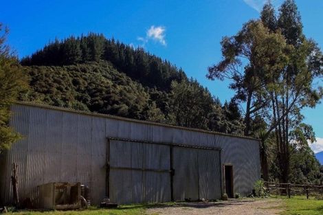 Photo of property in 272 Uruwhenua Road, Upper Takaka, Takaka, 7183
