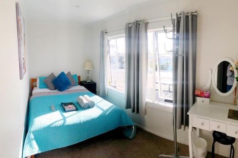 Photo of property in 397 Lake Road, Takapuna, Auckland, 0622