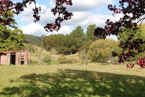 Photo of property in 2495 Hunua Road, Hunua, 2583