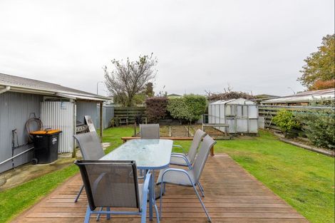 Photo of property in 19 Dunk Place, Milson, Palmerston North, 4414