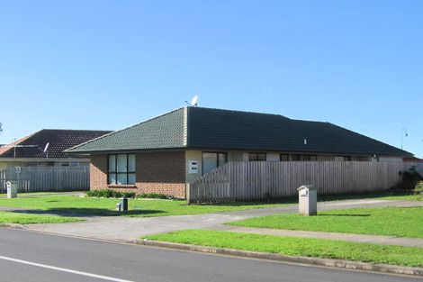 Photo of property in 10 Robin Brooke Drive, Flat Bush, Auckland, 2019