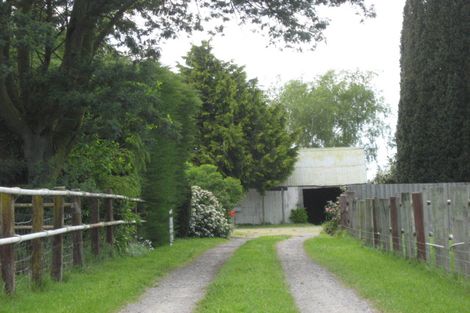 Photo of property in 138 Main North Road, Woodend, 7610