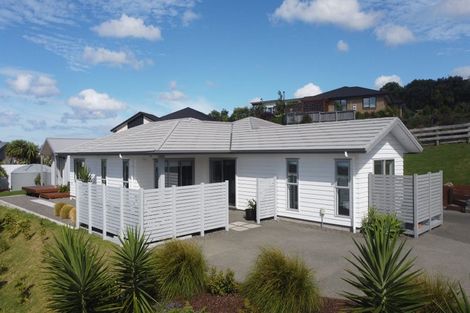 Photo of property in 1 Ngaio Close, Mangawhai, 0505