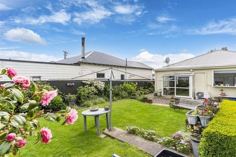 Photo of property in 11 Hargest Crescent, Saint Kilda, Dunedin, 9012